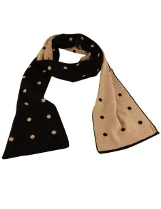 Dotted winter scarf 2